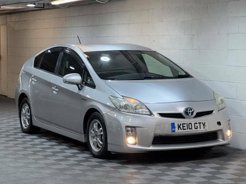 Toyota Prius Prius Hybrid - 2016 16 Silver