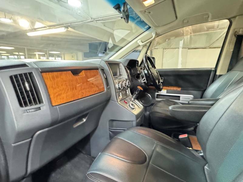 Mitsubishi Delica  Black #9