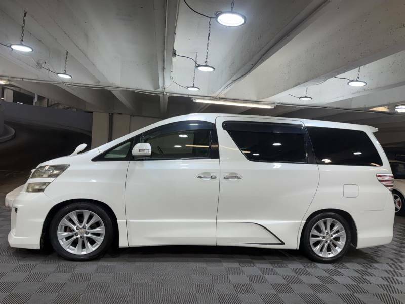 Toyota Vellfire 2.4Z Platinum Selection 7 Seat Ulez - 2009 5 ANH544 Silver #2