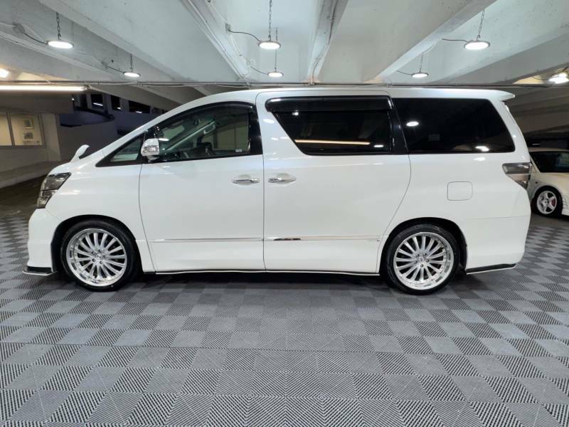 Toyota Vellfire 2.4Z Platinum Selection 7 Seat Ulez - 2010 5 ANH085 White #3