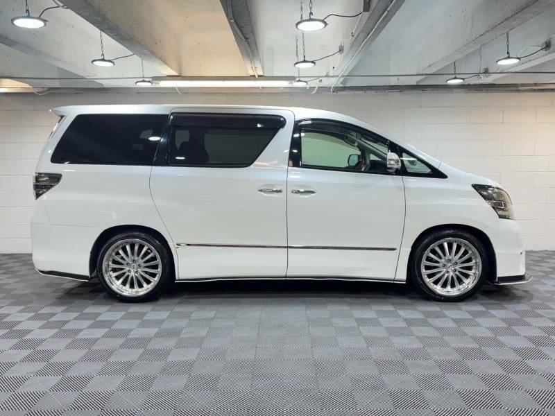 Toyota Vellfire 2.4Z Platinum Selection 7 Seat Ulez - 2010 5 ANH085 White #5