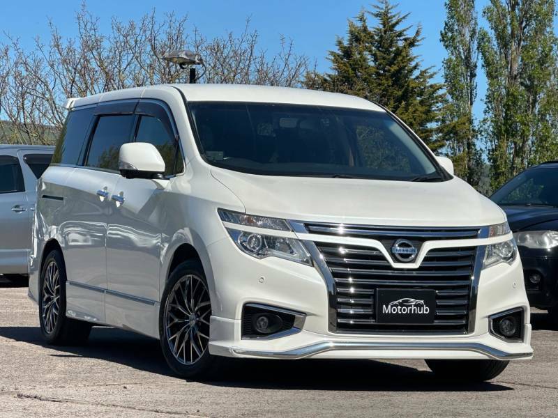 Nissan Elgrand 2.5 250 Rider Authech 7 Seat Ulez - 2011 11 White
