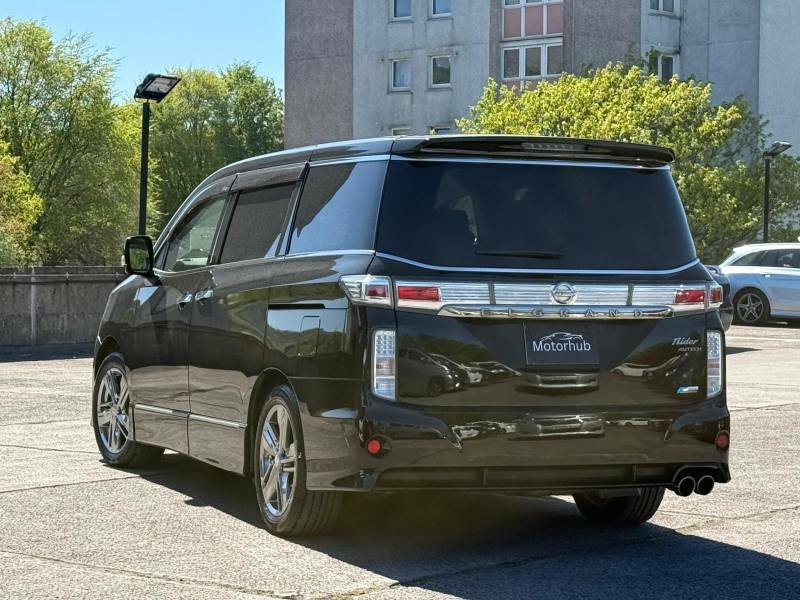 Nissan Elgrand 2.5 250 Rider Blackline Urban Chrome 4Wd - 2012 6 TNE534 Black #3