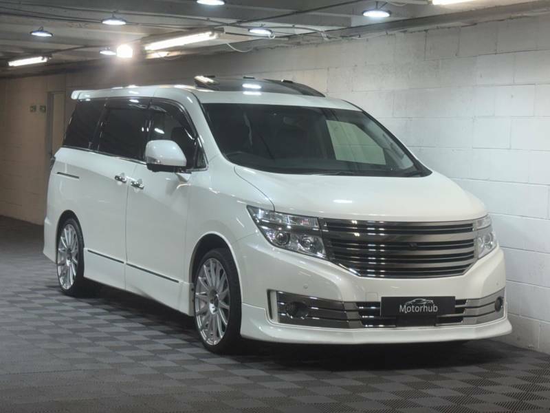 Nissan Elgrand 3.5 350 Rider Blackline Sunroof Model - 2013 62 PE5207 White #2
