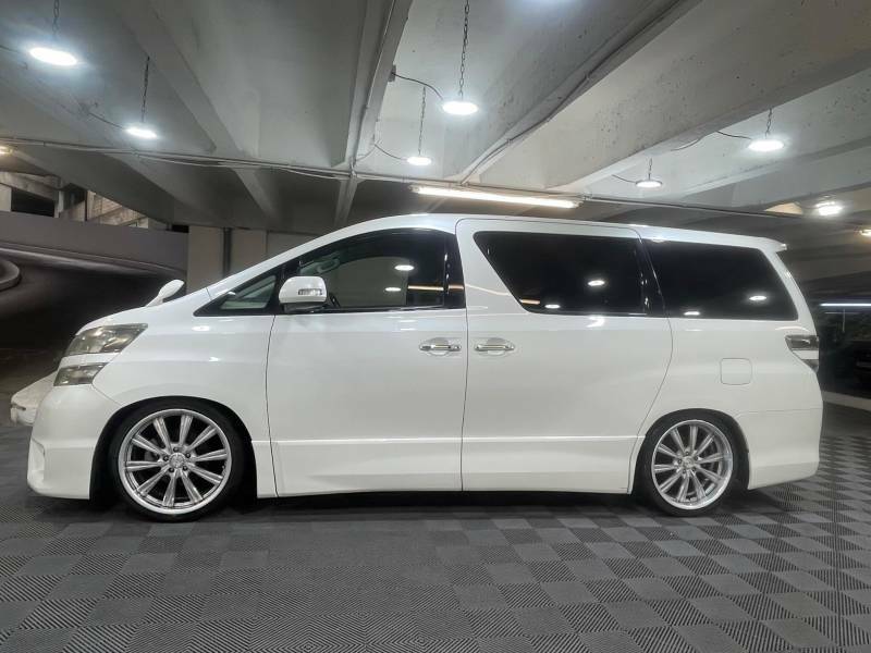 Toyota Vellfire 2.4 Z Platinum Selection 7 Seat Pearl ANH193 White #3