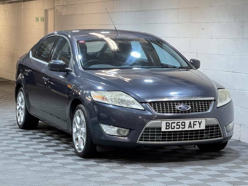 Ford Mondeo 1.8 Tdci Zetec Silver #1