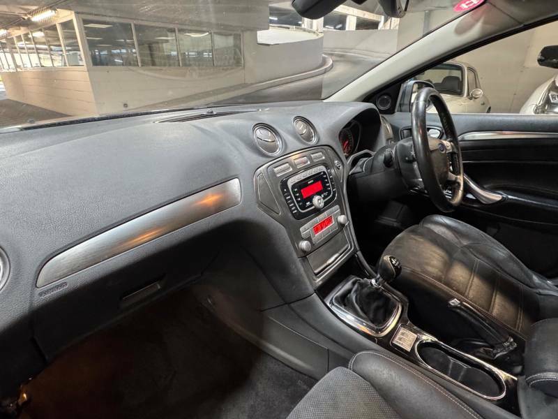 Ford Mondeo 1.8 Tdci Zetec Silver #10