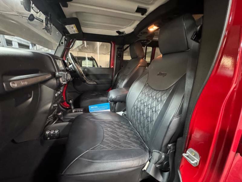 Jeep Wrangler 2.8 Crd Overland 197 Bhp Black #10