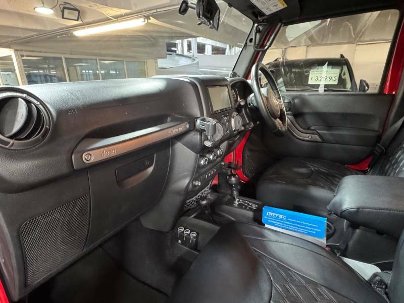Jeep Wrangler 2.8 Crd Overland 197 Bhp Black #11