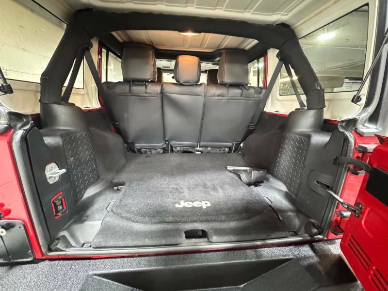Jeep Wrangler 2.8 Crd Overland 197 Bhp Black #13