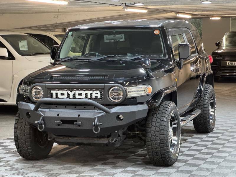 Toyota FJ Cruiser 4.0 V8 4Wd Fresh Import Ulez - 1959 A Black #6
