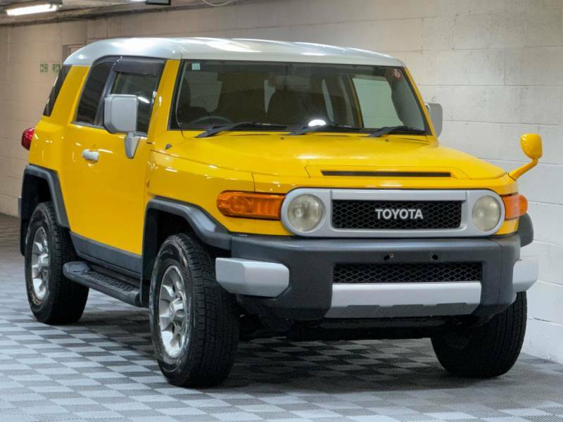Toyota FJ Cruiser 4.0 V8 Off-road Package 4Wd Jdm - 1959 A Black