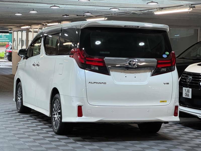 Toyota Alphard 4Wd 3.5 V6 Sa C Package 7 Seat New Shape White #3