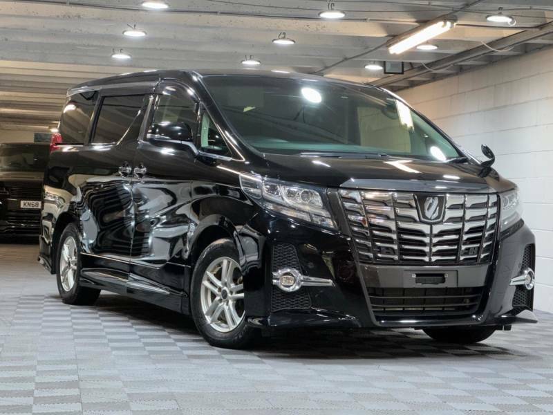 Toyota Alphard Mpv 2.4 Green #7