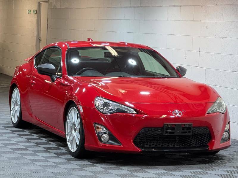 Toyota GT86 2.0 Gt Jdm Tuned By Hks Supercharged Red
