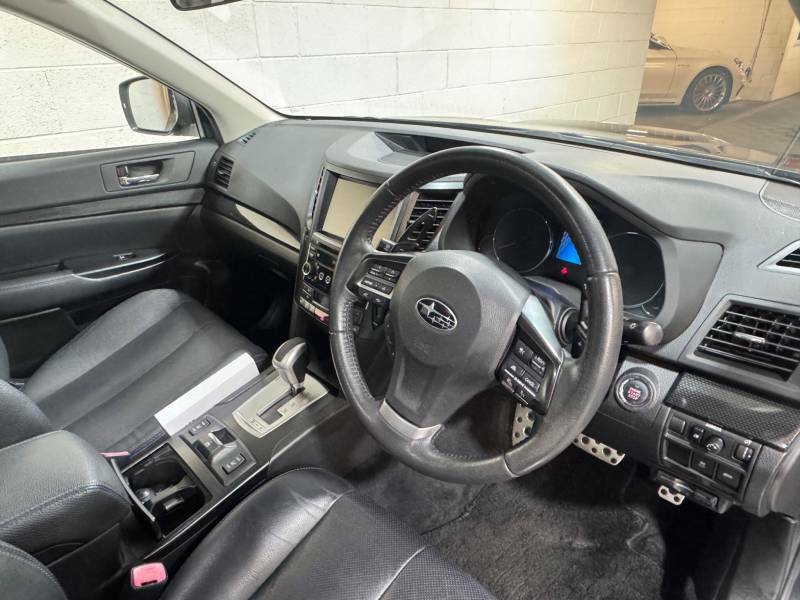Subaru Legacy 3.0 H6 Outback Lux Pack Sport Tourer Green #9