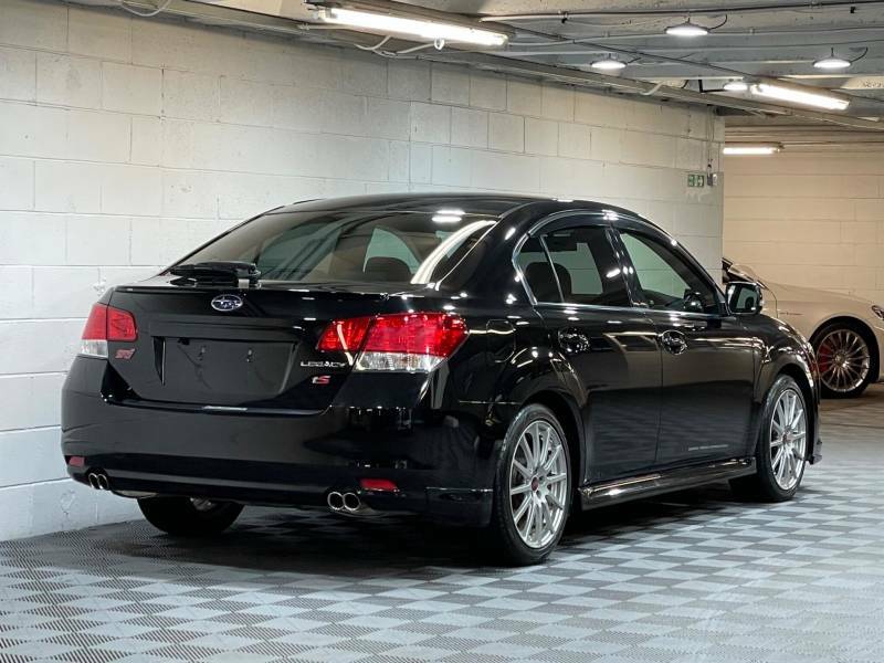 Subaru Legacy B4 2.5 Gt Ts 4Wd Tuned By Sti 1300 Ltd Black #4