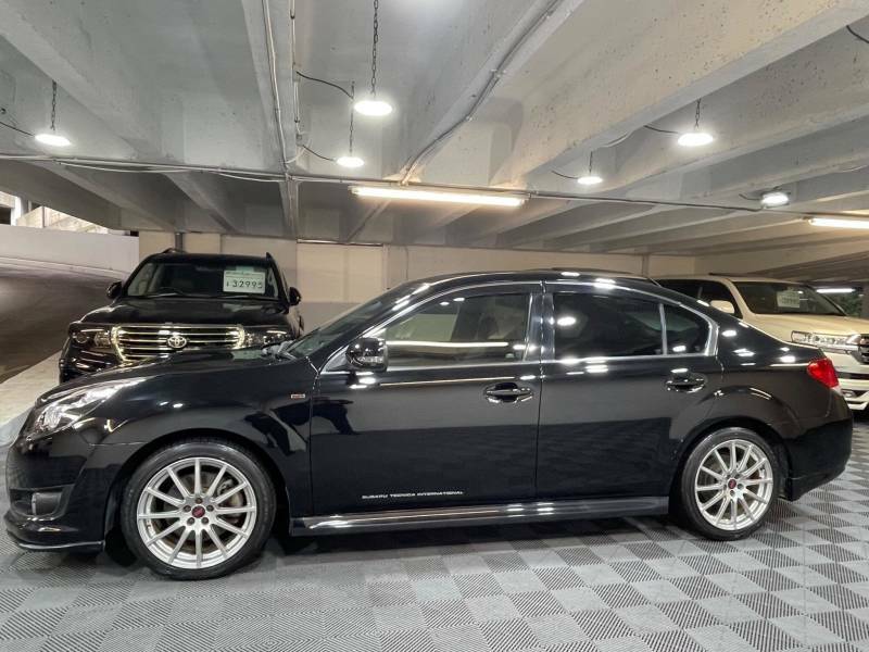 Subaru Legacy B4 2.5 Gt Ts 4Wd Tuned By Sti 1300 Ltd Black #2