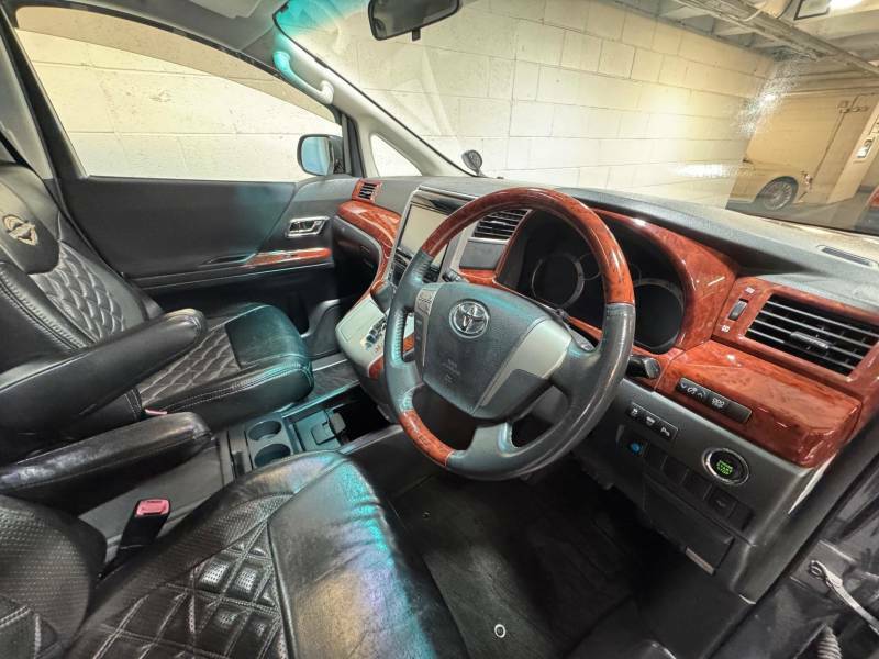 Toyota Vellfire 3.5 V6 4Wd Silver #9