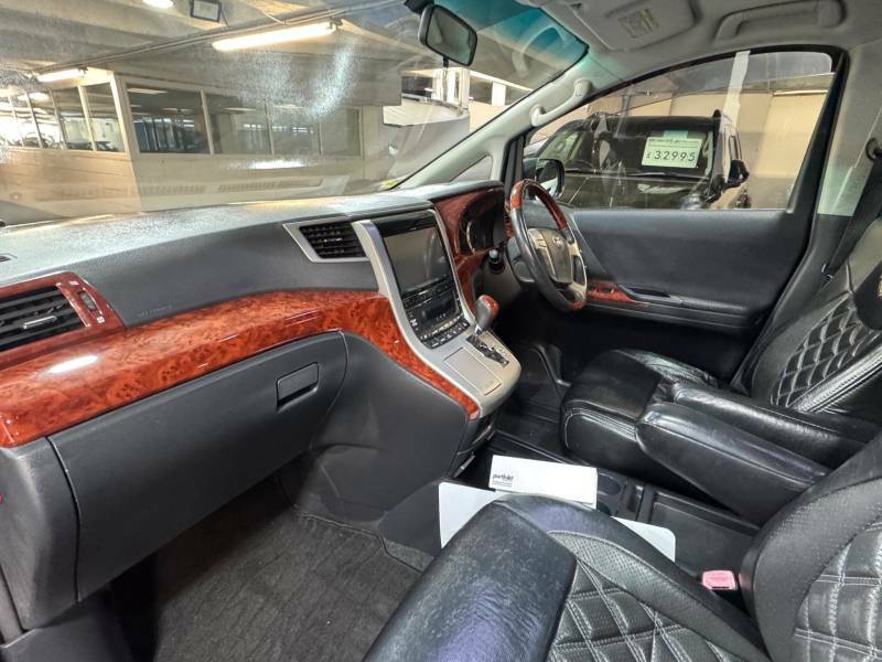 Toyota Vellfire 3.5 V6 4Wd Silver #11