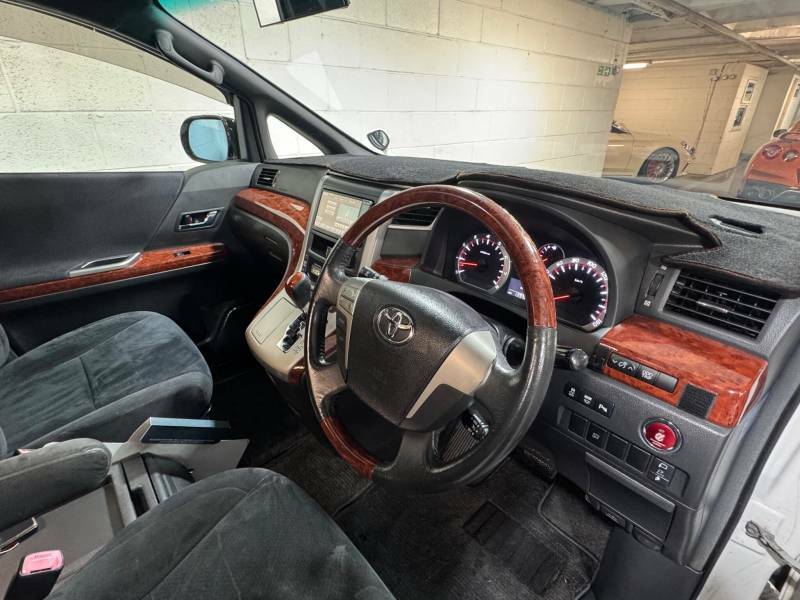 Toyota Alphard 2.4 Auto 5d Grey #9