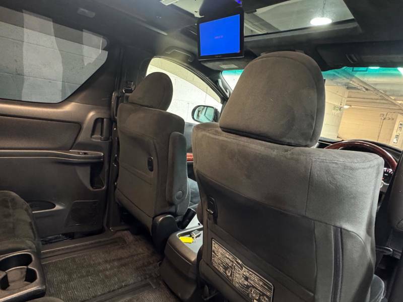 Toyota Alphard 2.4 Auto 5d Grey #13