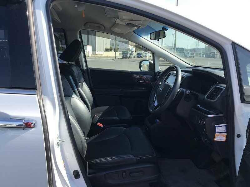 Honda Odyssey 2.4 Absolute Ex 4Wd 8 Seat K24 Ulez - 2013 6 White #5