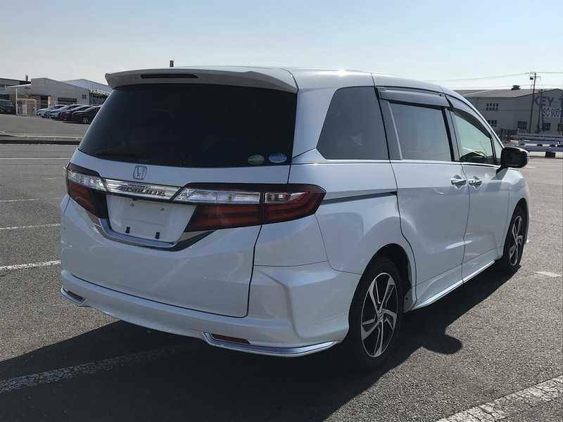 Honda Odyssey 2.4 Absolute Ex 4Wd 8 Seat K24 Ulez - 2013 6 White #2