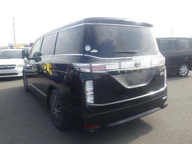 Nissan Elgrand 2.5 250 Highway Star 7 Seat Ulez - 2015 64 Black #2