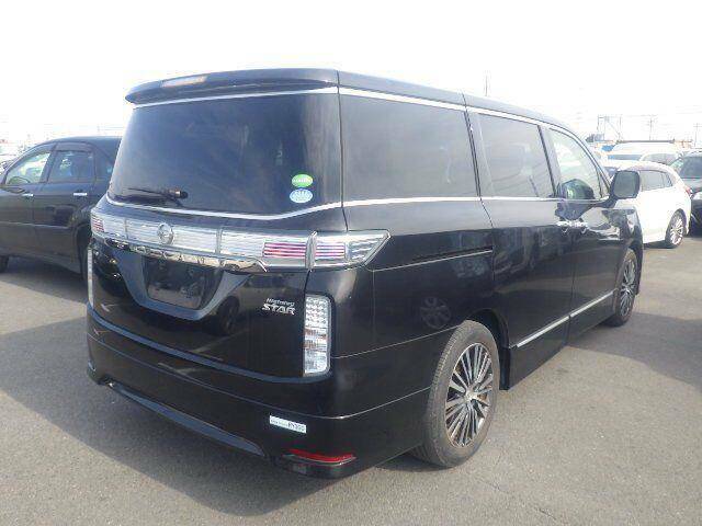 Nissan Elgrand 2.5 250 Highway Star 7 Seat Ulez - 2015 64 Black #3