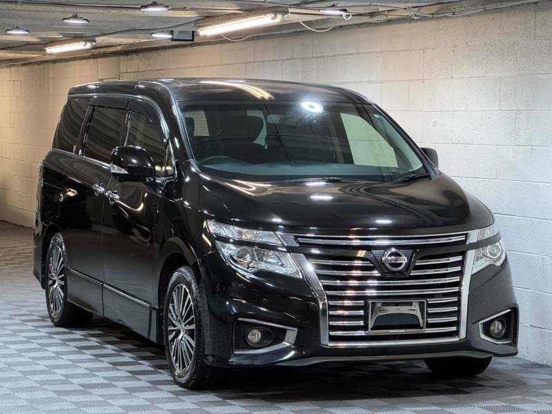 Nissan Elgrand 2.5 250 Highway Star 7 Seat Ulez Black