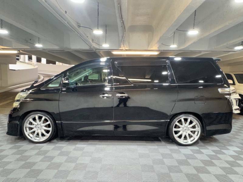 Toyota Vellfire 2.4Z Platinum Selection 2 7 Seat Black #2