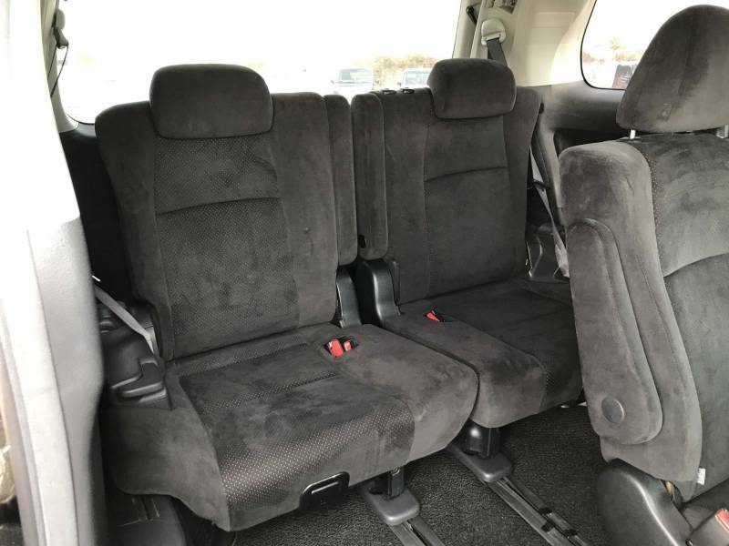 Toyota Vellfire  Black #8