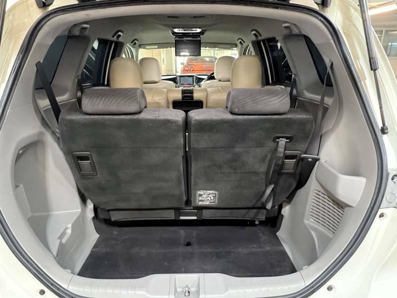 Honda Odyssey 2.4 White #16