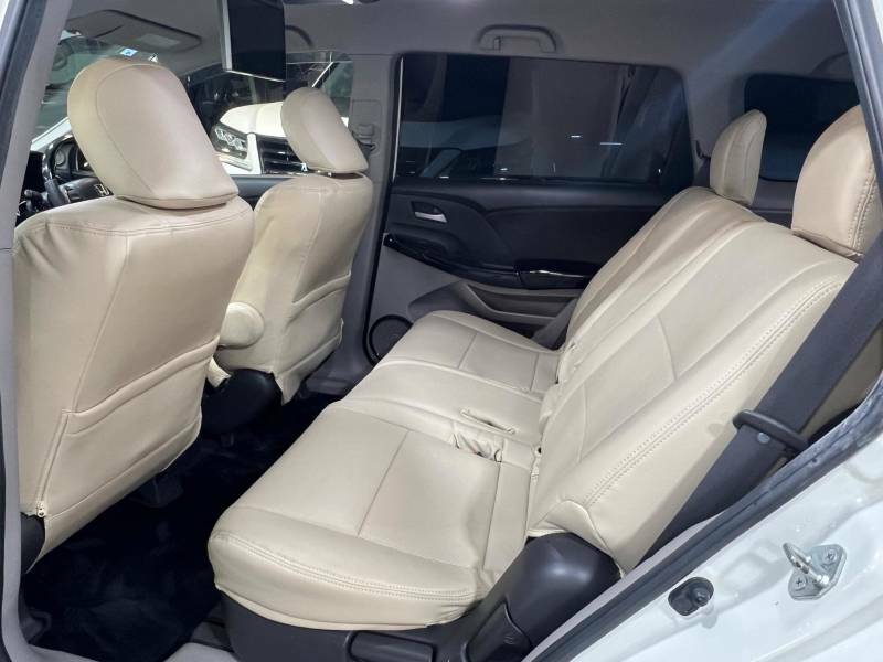 Honda Odyssey 2.4 White #12