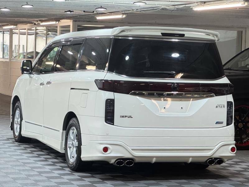 Nissan Elgrand 2.5 250 Highway Star Full Impul Car Ulez White #3