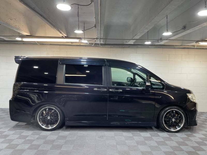 Honda StepWagon Spada 2.0 Z Edition 8 Seat Ulez Black #5