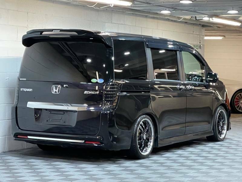 Honda StepWagon Spada 2.0 Z Edition 8 Seat Ulez Black #4