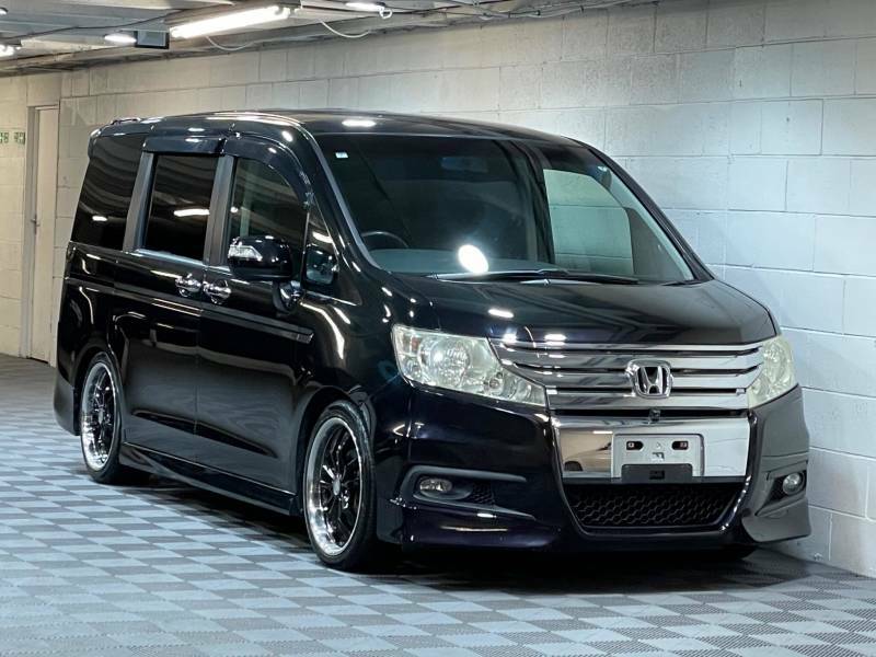 Honda StepWagon Spada 2.0 Z Edition 8 Seat Ulez Black