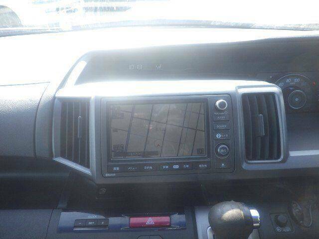 Honda StepWagon 2.0 8 Seats Blue #8