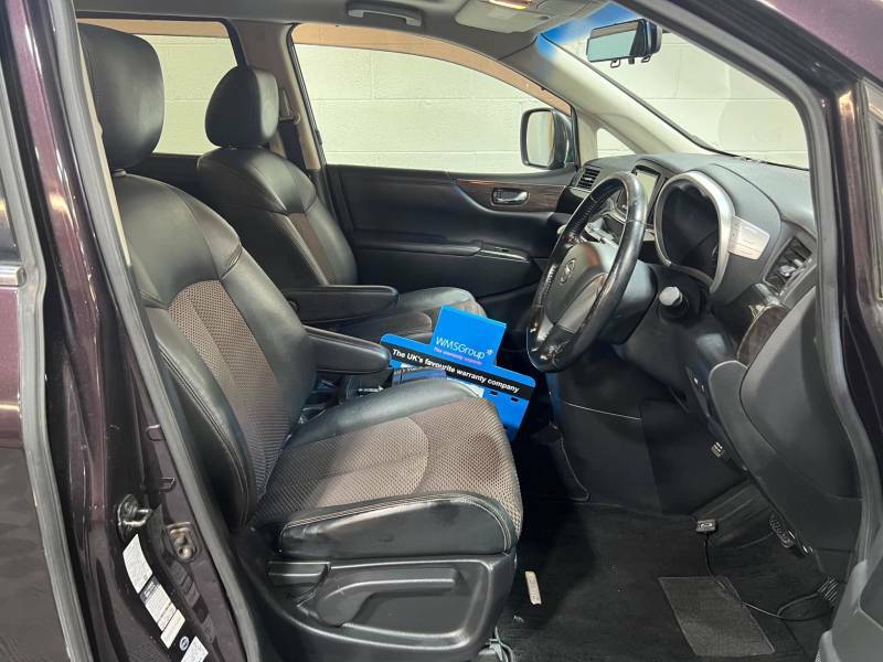 Nissan Elgrand  Black #7