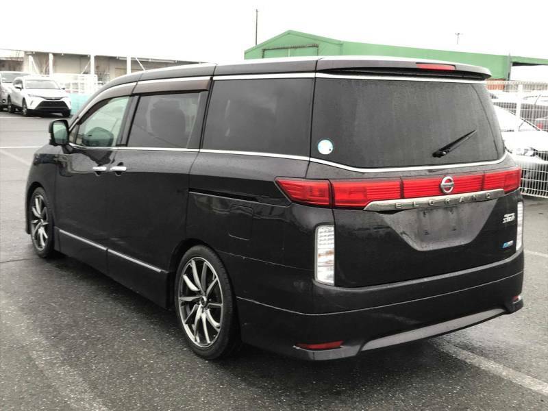 Nissan Elgrand 3.5 350 Highway Star Twin Sunroof Ulez - 2010 60 Black #3