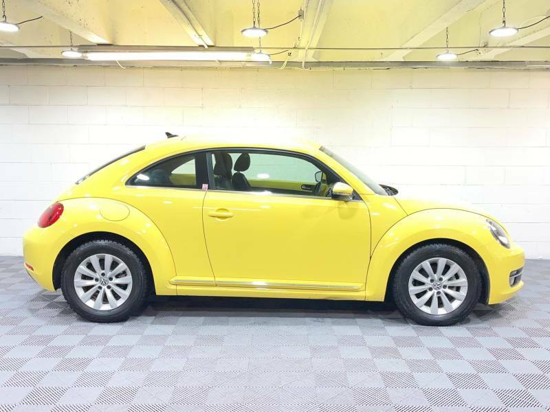 Volkswagen Beetle 1.2 Tsi Bluemotion Tech Design Hatchback Petro WVW106 Yellow #5