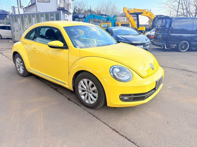 Volkswagen Beetle 1.2 Tsi Bluemotion Tech Design Hatchback Petro Yellow