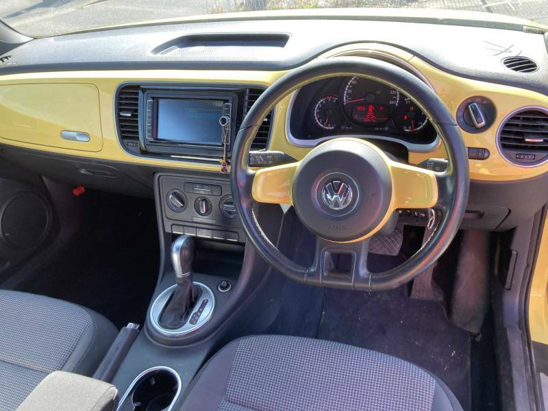 Volkswagen Beetle 1.2 Tsi Bluemotion Tech Design Hatchback Petro Yellow #5