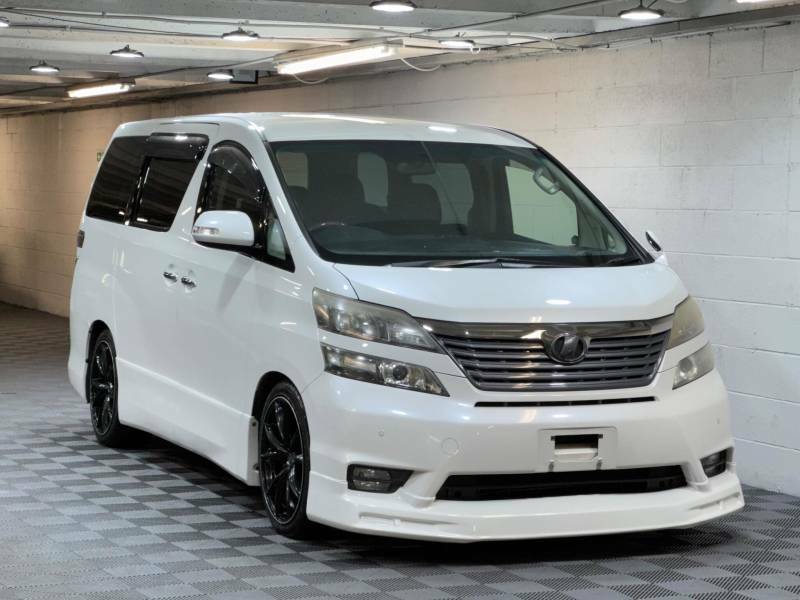 Toyota Vellfire 2.4Z Platinum Selection 2 7 Seat White
