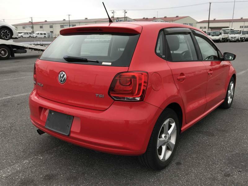 Volkswagen Polo 1.2 Tsi Bluemotion Tech Sel Hatchback D Red #2