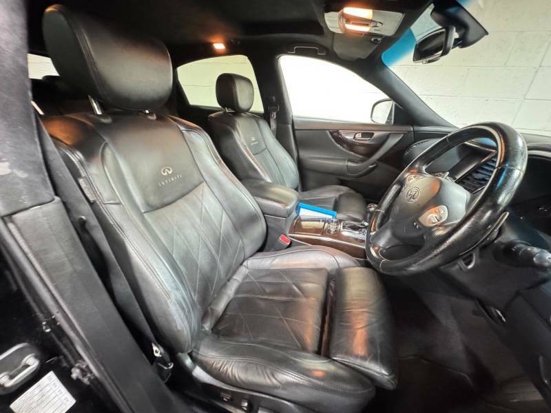 Infiniti FX 3.0 30D V6 Gt 4Wd Euro 5 White #7