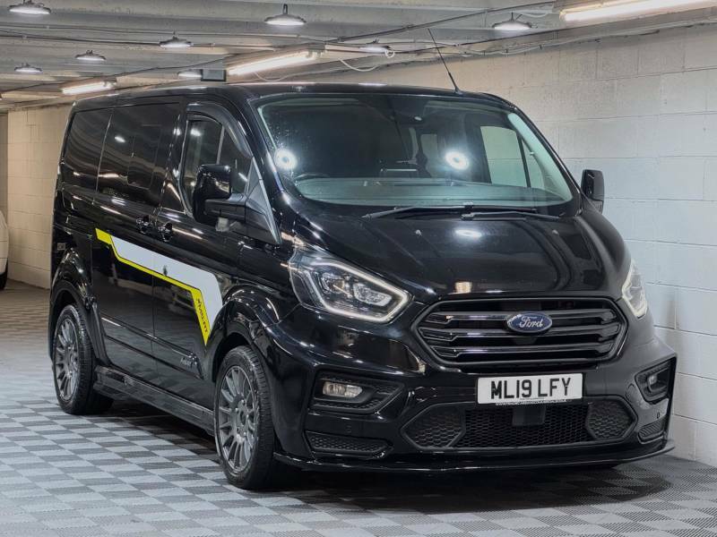 Ford Transit Custom 2.0 Ecoblue 170Ps Low Roof Dcab Limited Van ML19LFY Black
