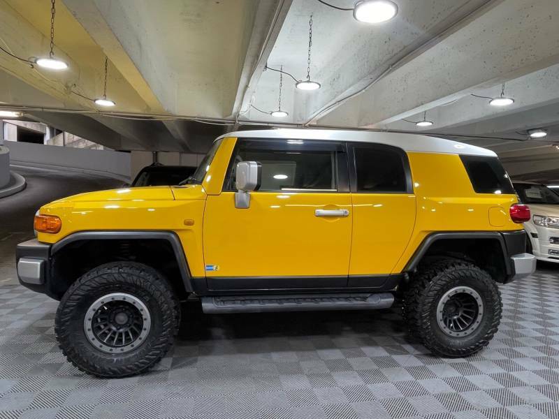 Toyota FJ Cruiser 4.0 V8 Colour Package 4Wd Lifted - 1963 A Green #2